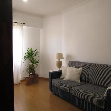 Casa Encantada - Poeta